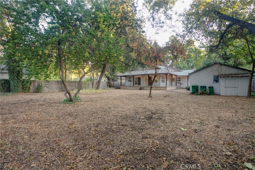 913 Arbutus Property Photo 46