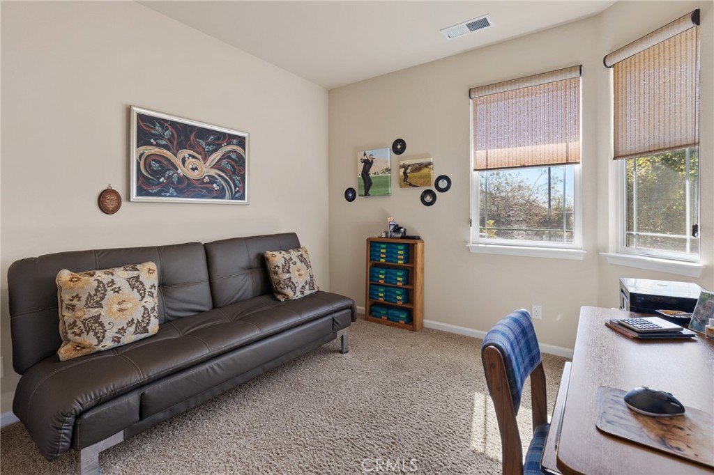 2866 Wingfield Avenue Property Photo 18