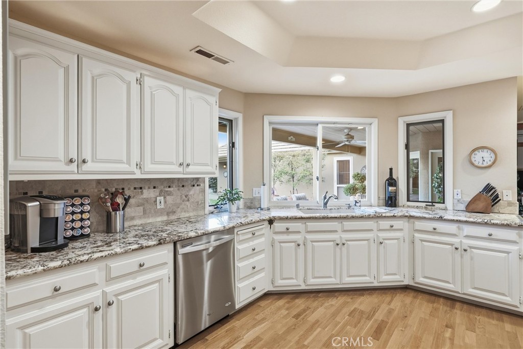 248 Brookvine Circle Property Photo 4