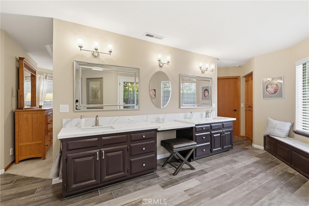 248 Brookvine Circle Property Photo 34