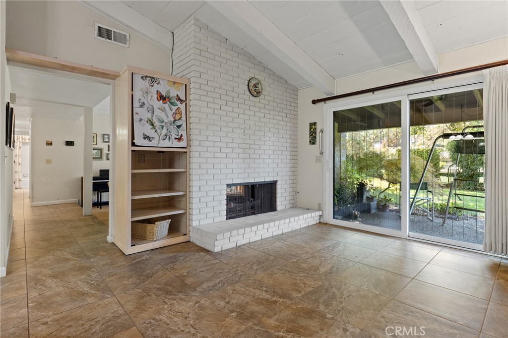 2 Northwood Commons Property Photo 8