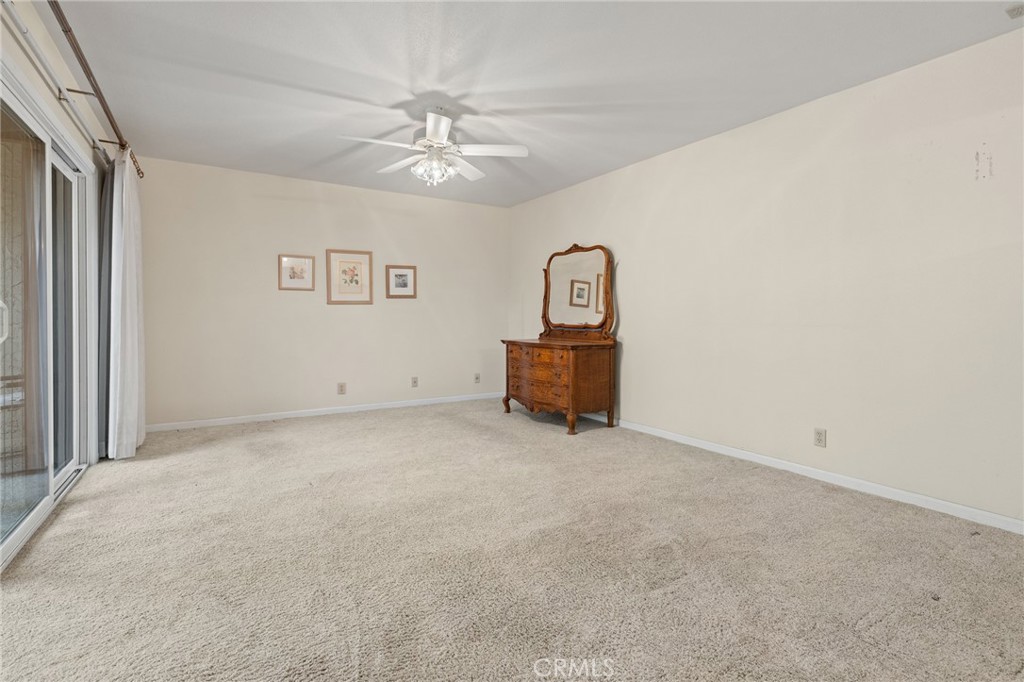 2 Northwood Commons Property Photo 15