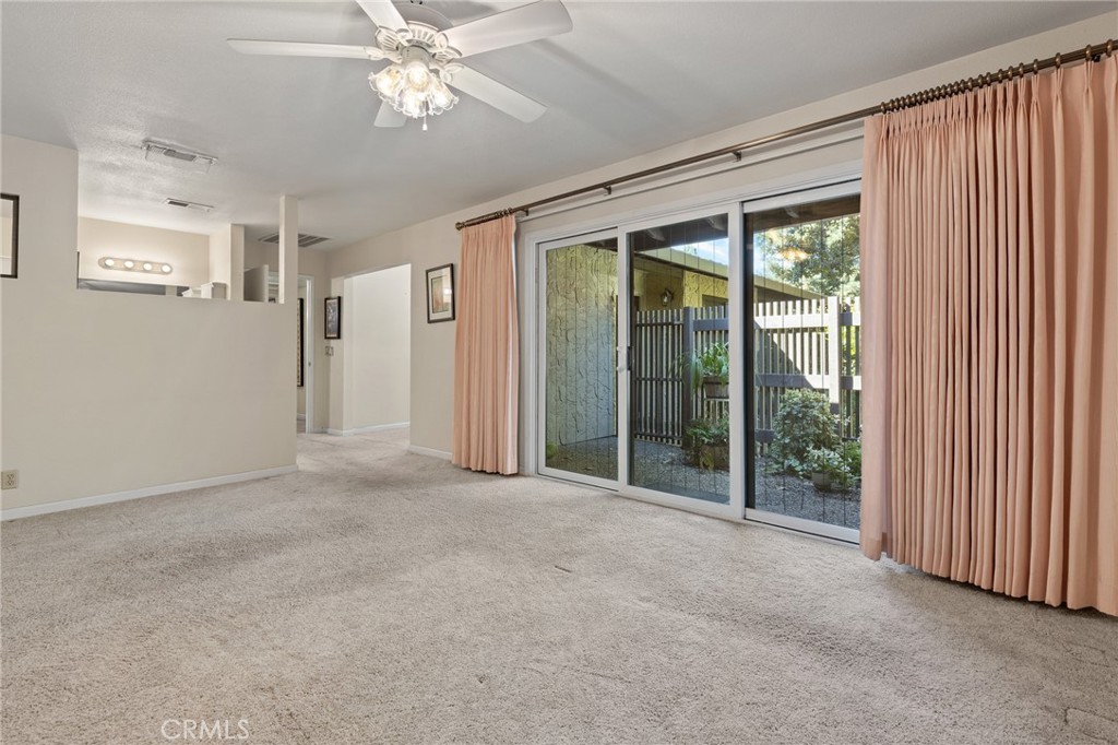 2 Northwood Commons Property Photo 16