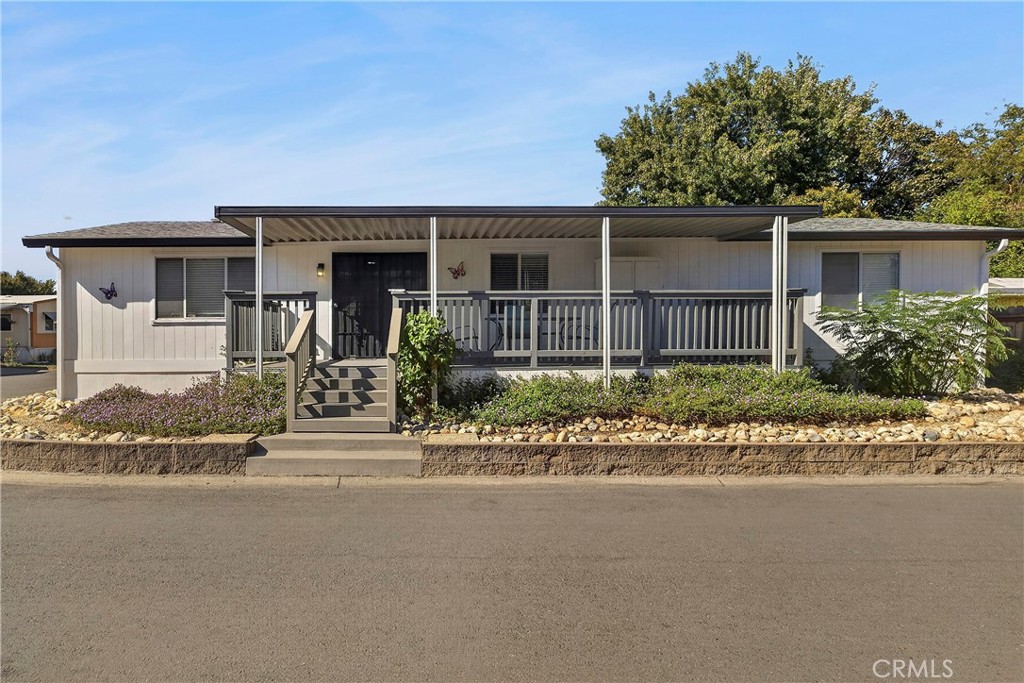 701 E Lassen Avenue 56 Property Photo 2