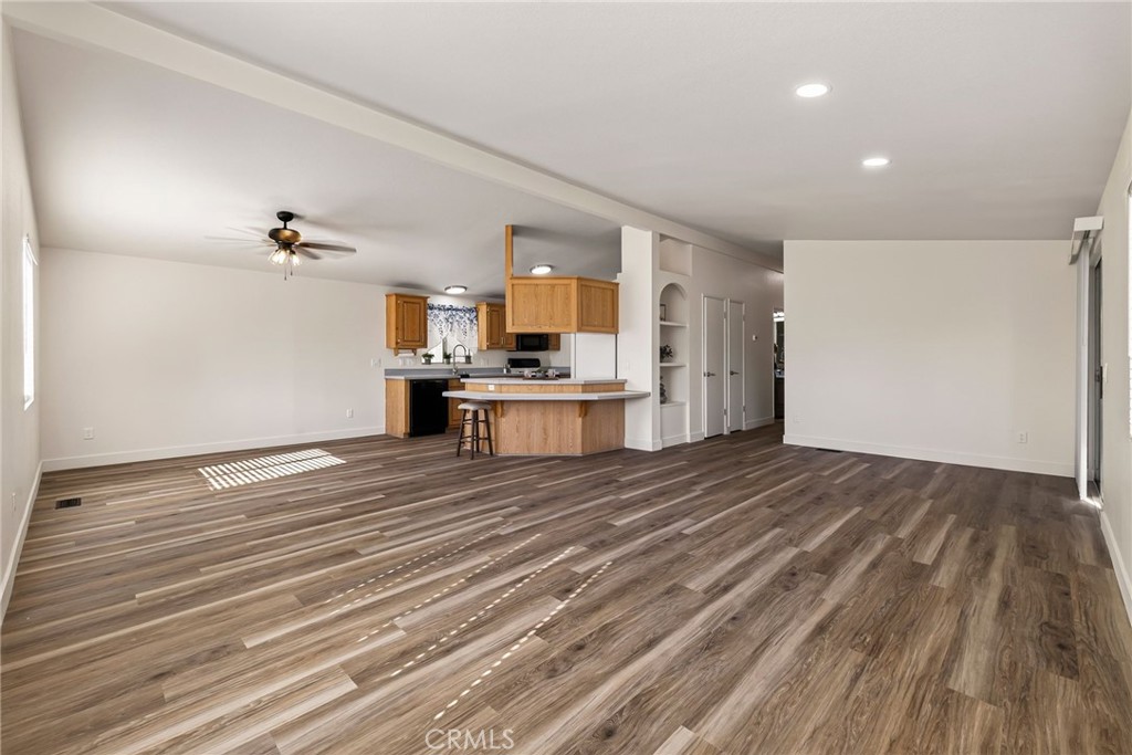 701 E Lassen Avenue 56 Property Photo 11