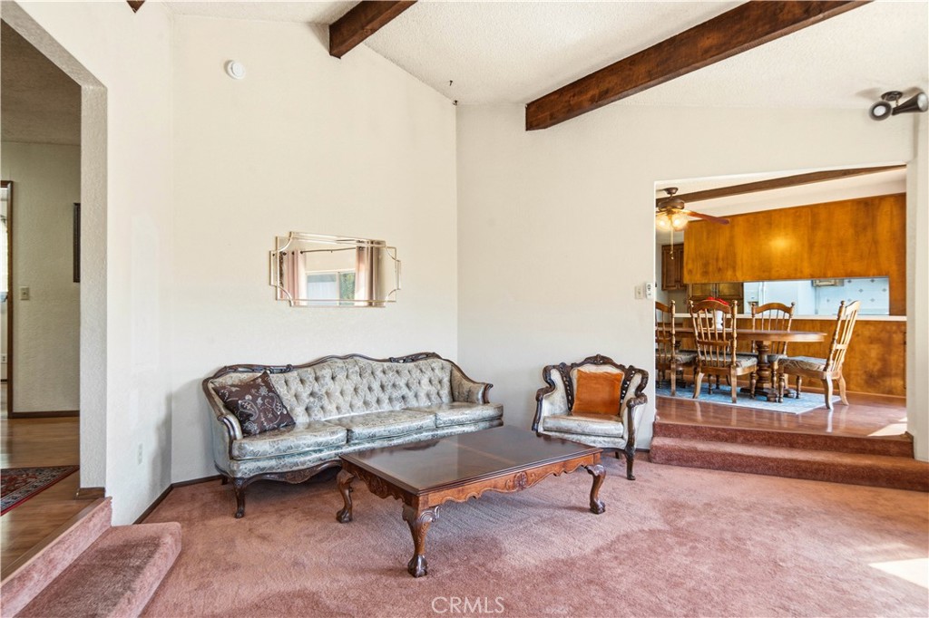 60 Glenview Way Property Photo 12