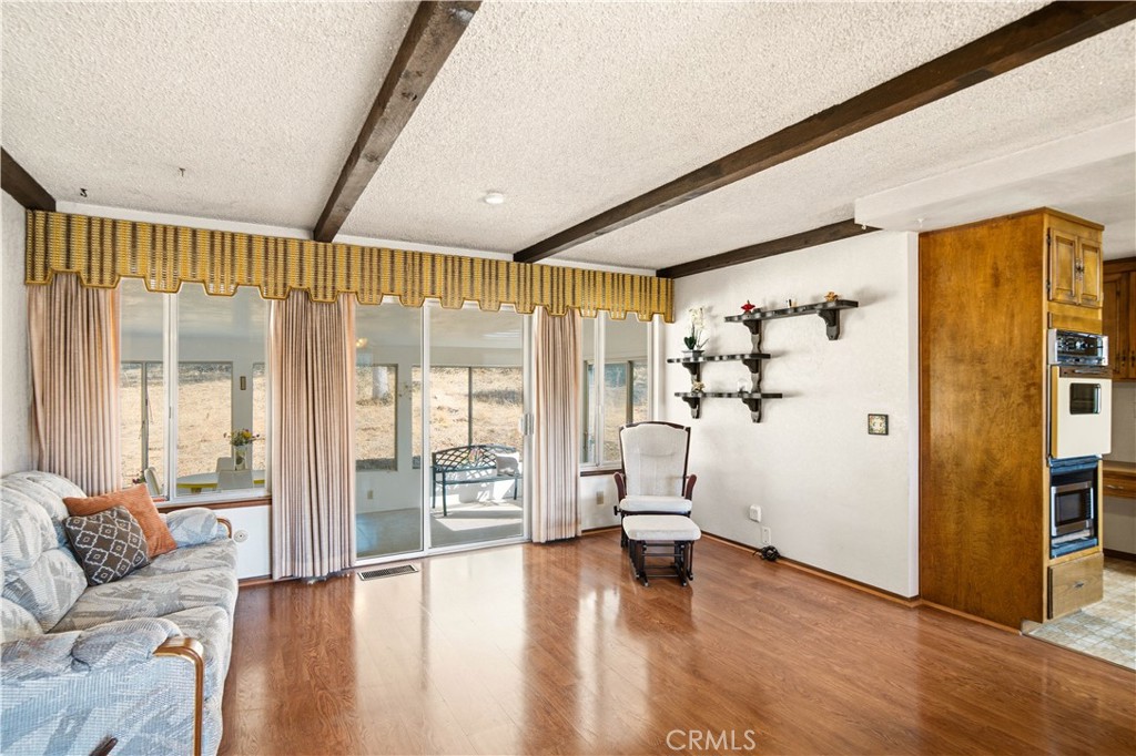 60 Glenview Way Property Photo 20