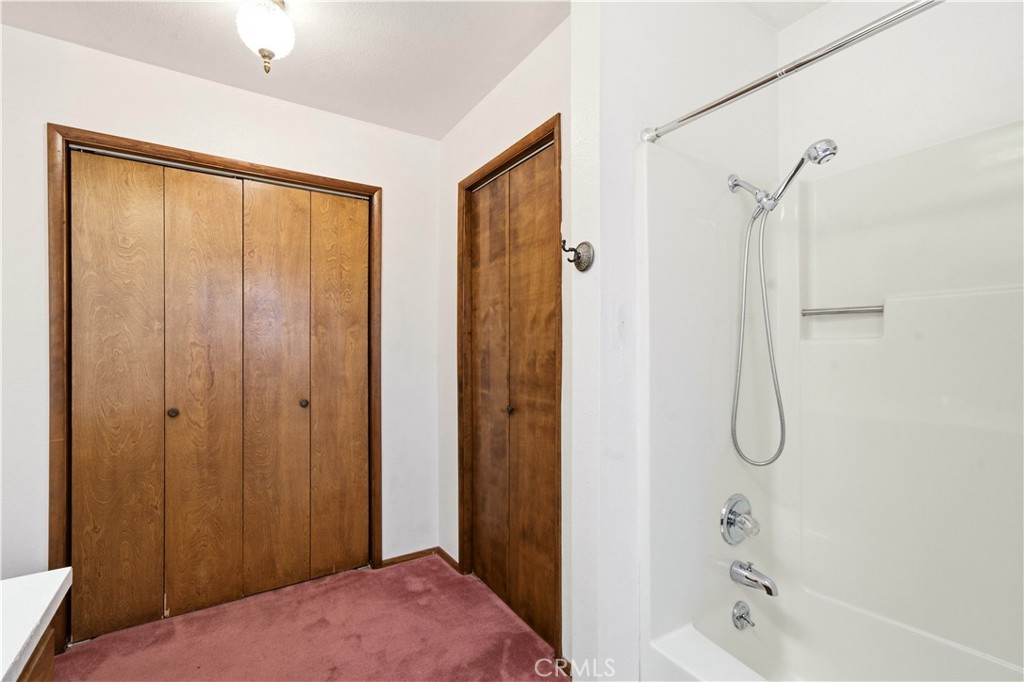 60 Glenview Way Property Photo 29