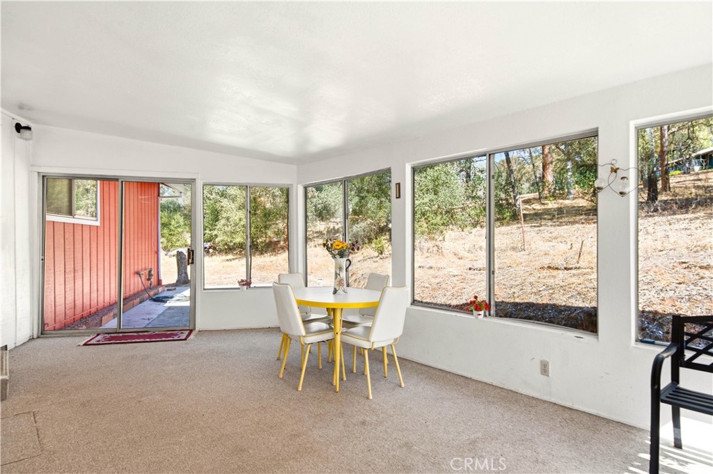 60 Glenview Way Property Photo 30