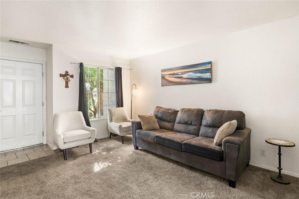 1125 Sheridan Avenue 66 Property Photo 6