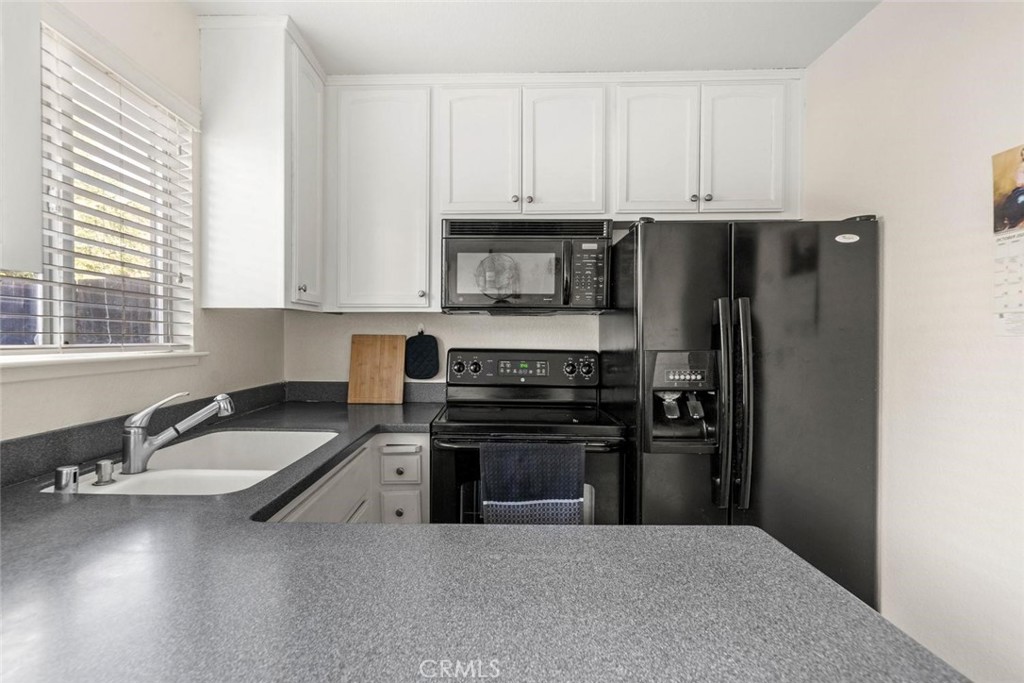 1125 Sheridan Avenue 66 Property Photo 11