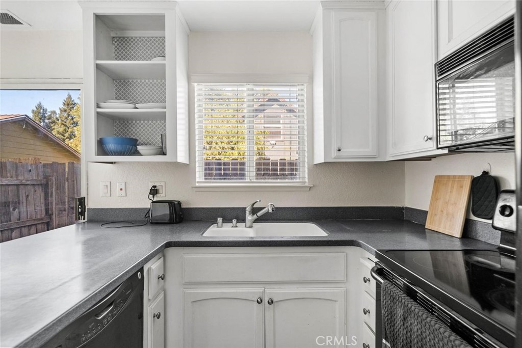 1125 Sheridan Avenue 66 Property Photo 12