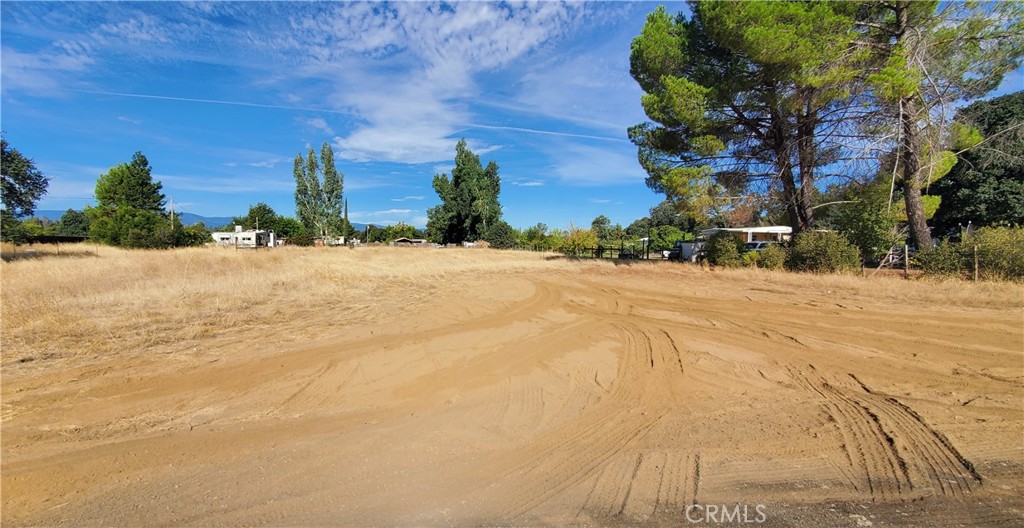 7557 Skyline Way Property Photo 1