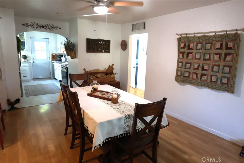 217 Carona Ave. Property Photo 8