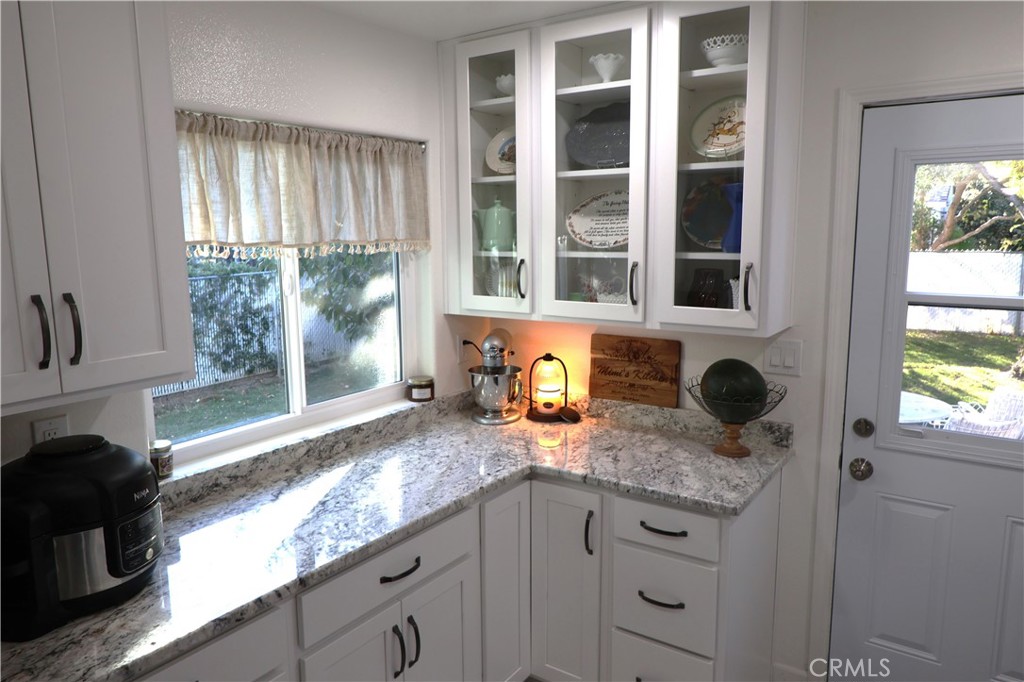 217 Carona Ave. Property Photo 11
