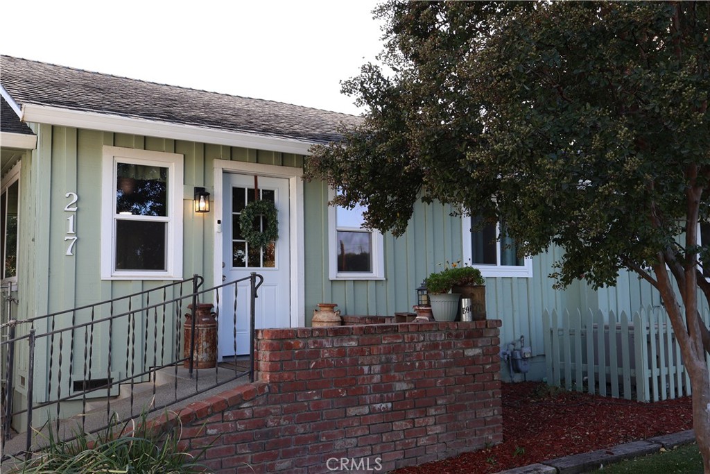 217 Carona Ave. Property Photo 46