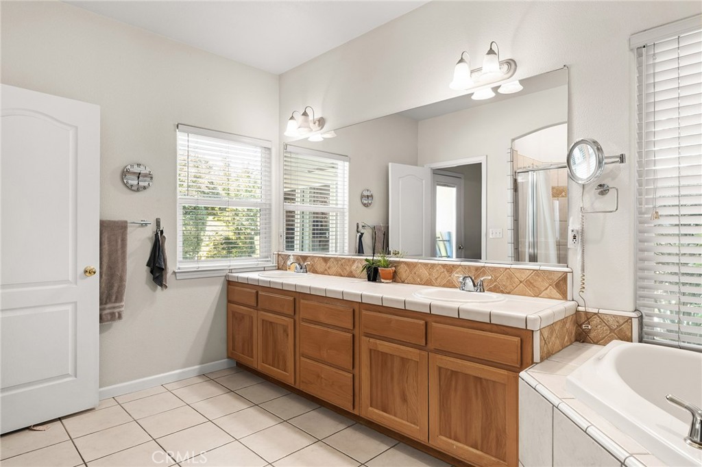 15 Marlin Court Property Photo 23