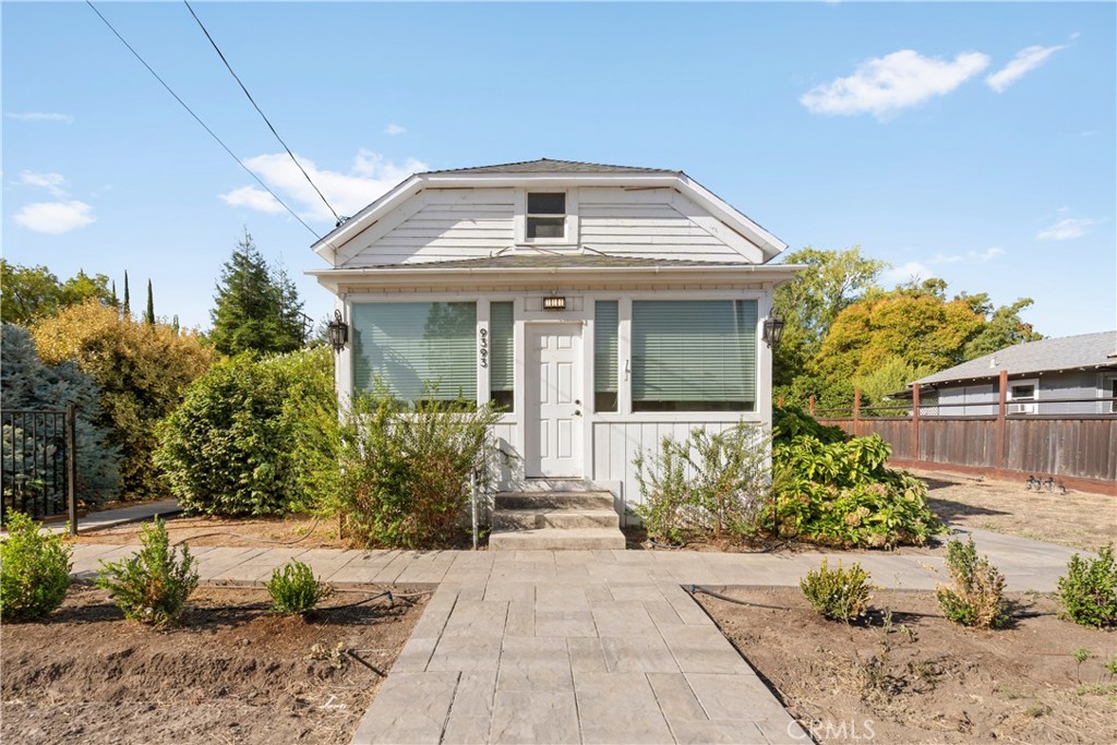9393 Goodspeed Property Photo 7