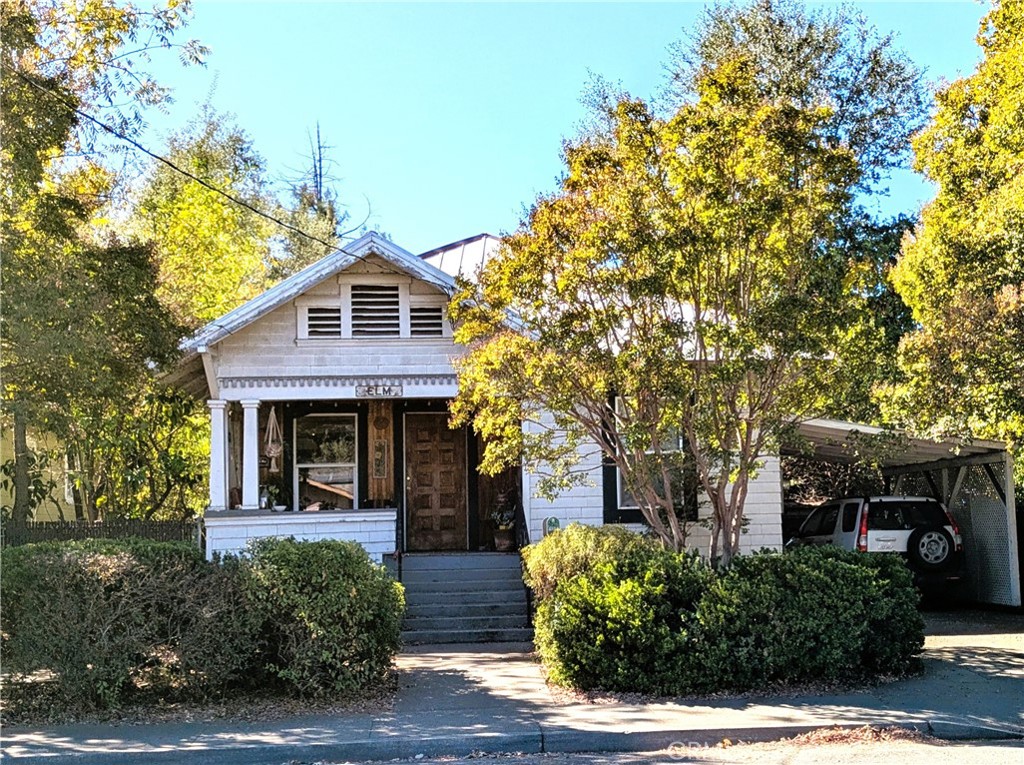 1732 Elm Street Property Photo 1