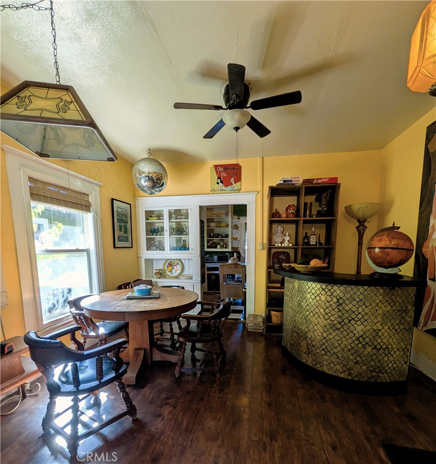 1732 Elm Street Property Photo 8