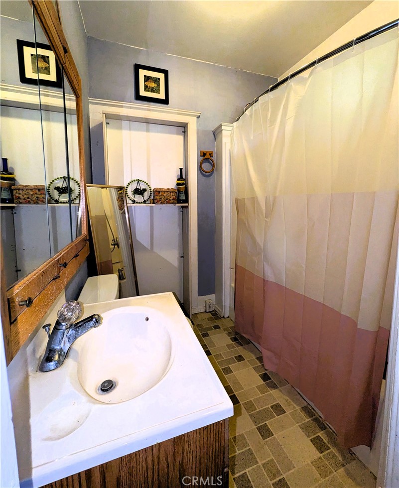 1732 Elm Street Property Photo 14