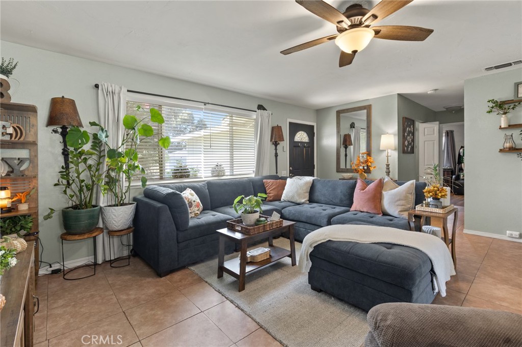 3120 4th Street Property Photo 4