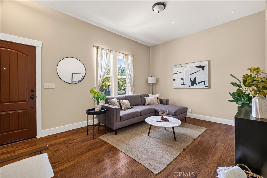 2218 Hutchinson Property Photo 5