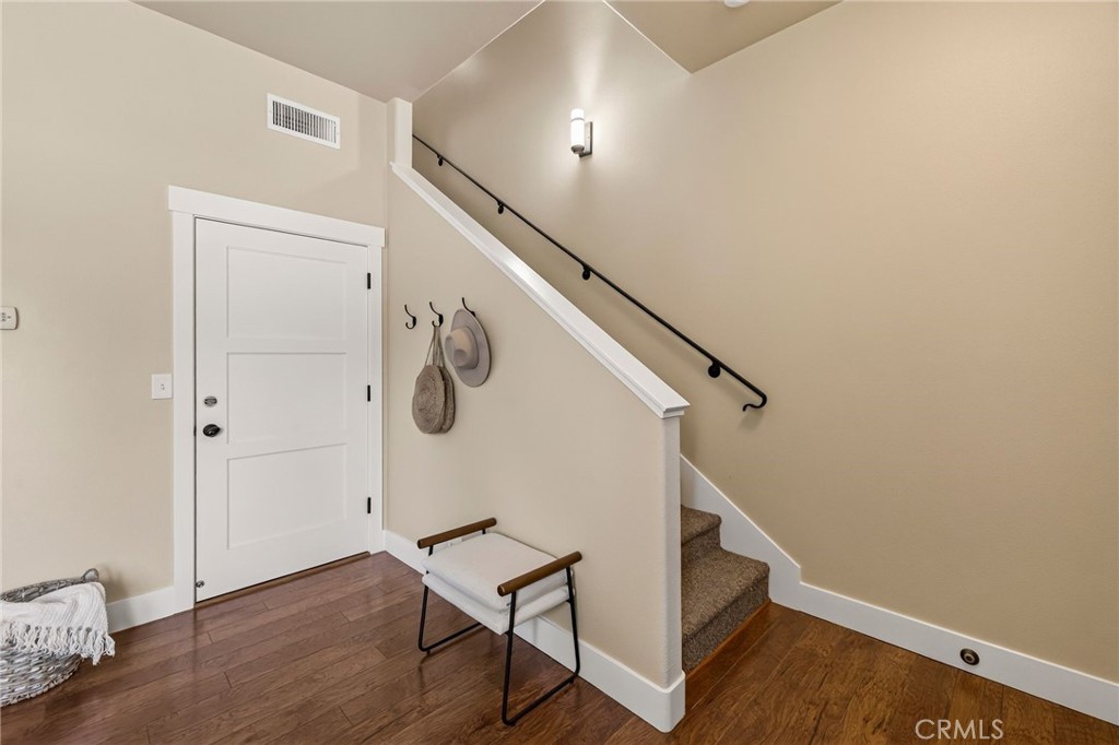 2218 Hutchinson Property Photo 6