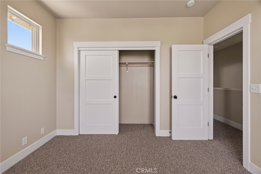 2218 Hutchinson Property Photo 28