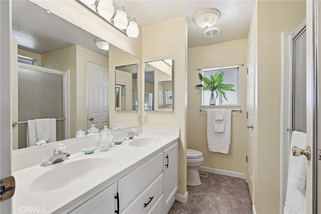 2050 Springfield 225 Property Photo 24