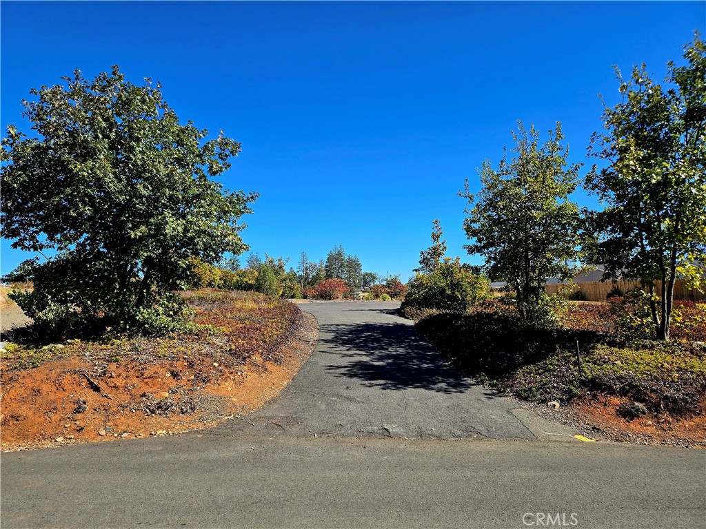 5552 Newland Property Photo 1