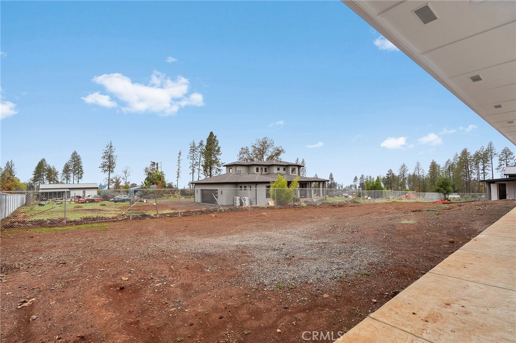 722 Madrone Way Property Photo 36