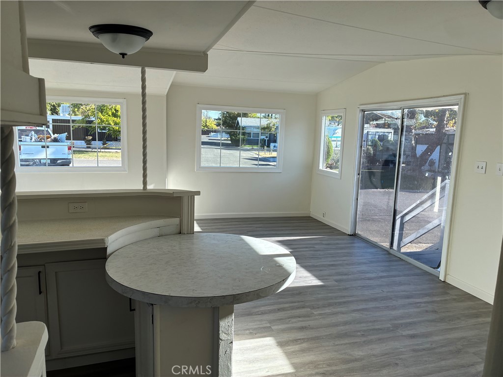 3440 Fulton Ave 75 Property Photo 3