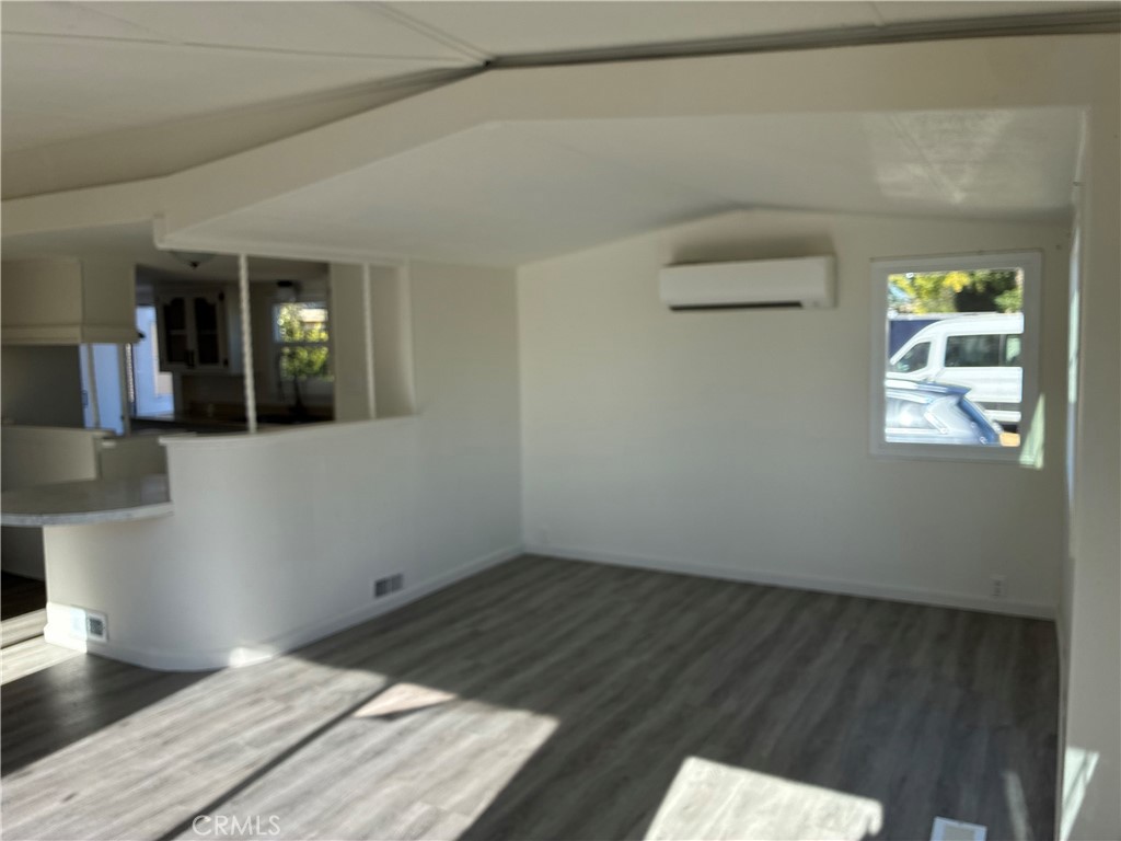 3440 Fulton Ave 75 Property Photo 8