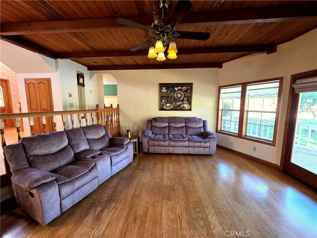 6295 Monterey Rd Property Photo 3