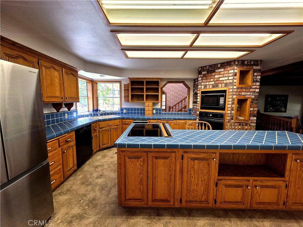 6295 Monterey Rd Property Photo 4