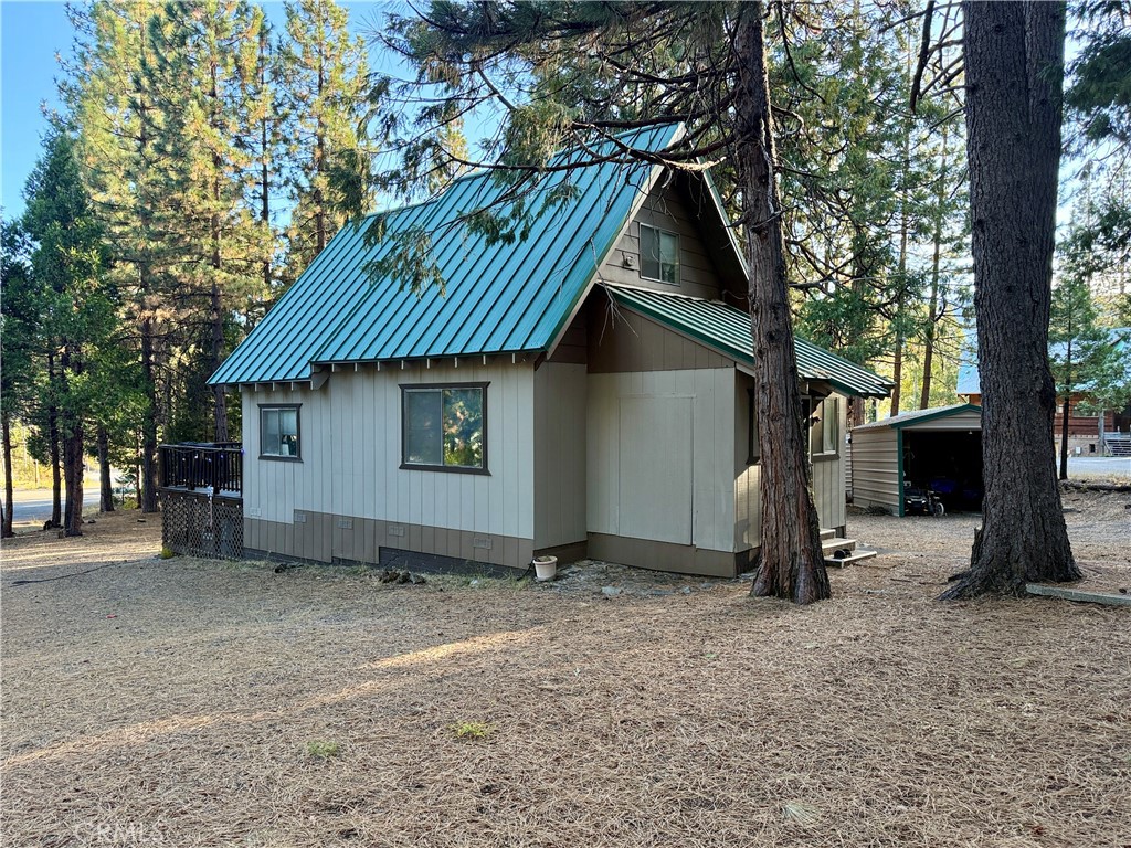 18961 Husky Way Property Photo 2