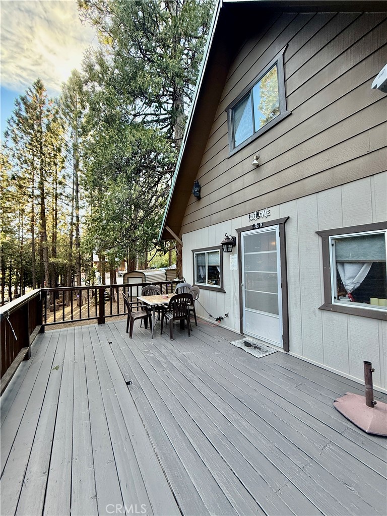 18961 Husky Way Property Photo 6