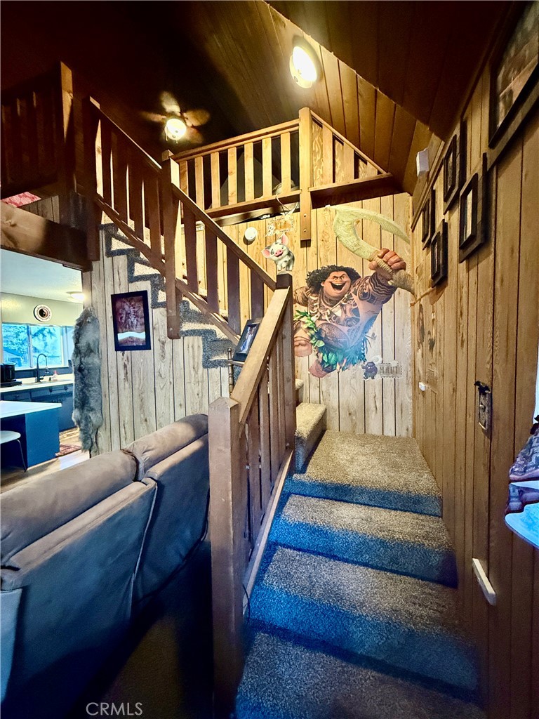18961 Husky Way Property Photo 17