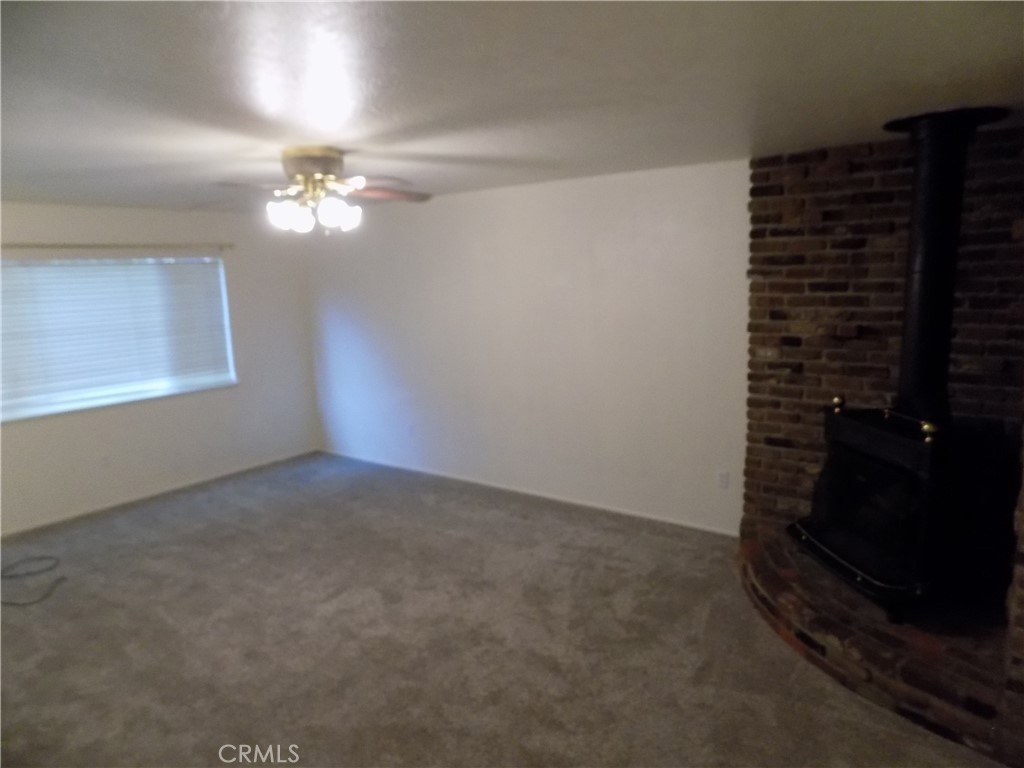 2615 Burnap Avenue Property Photo 3