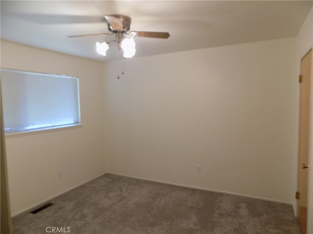 2615 Burnap Avenue Property Photo 8