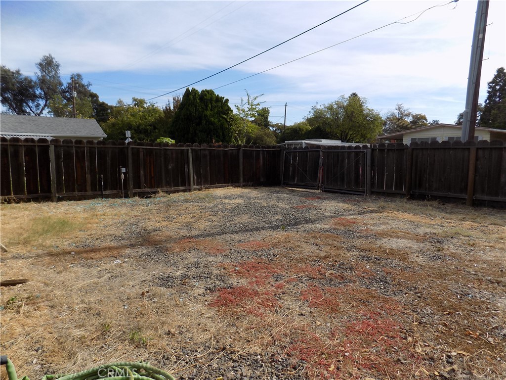 2615 Burnap Avenue Property Photo 15