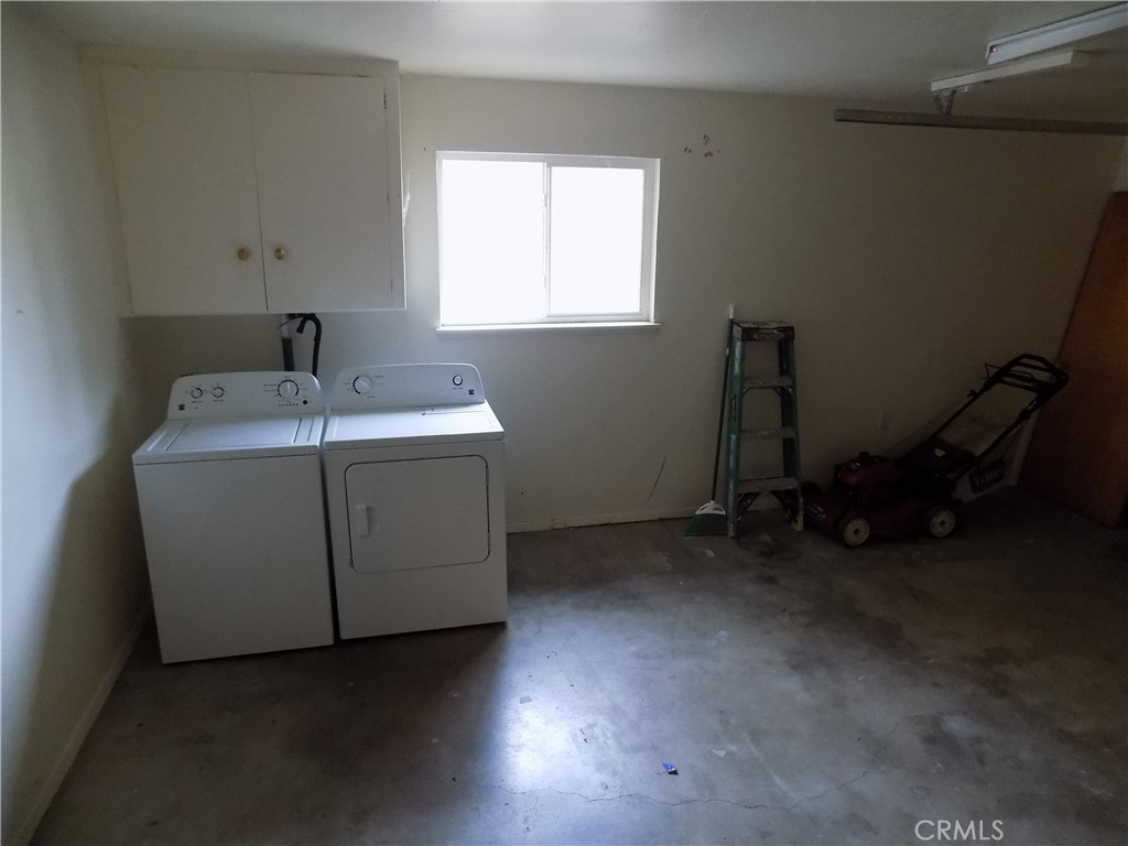 2615 Burnap Avenue Property Photo 16