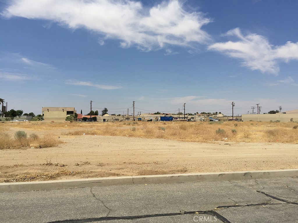 3 Street East And Palmdale Boulevard Property Photo 14