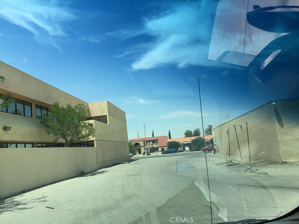 3 Street East And Palmdale Boulevard Property Photo 20