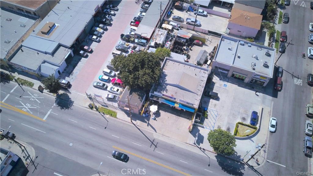 5711 S Central Avenue Property Photo 7