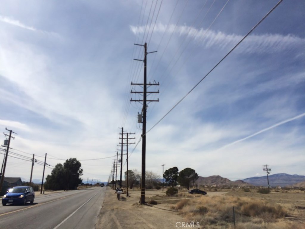 50 St. W On Rosamond Boulevard Property Photo 7