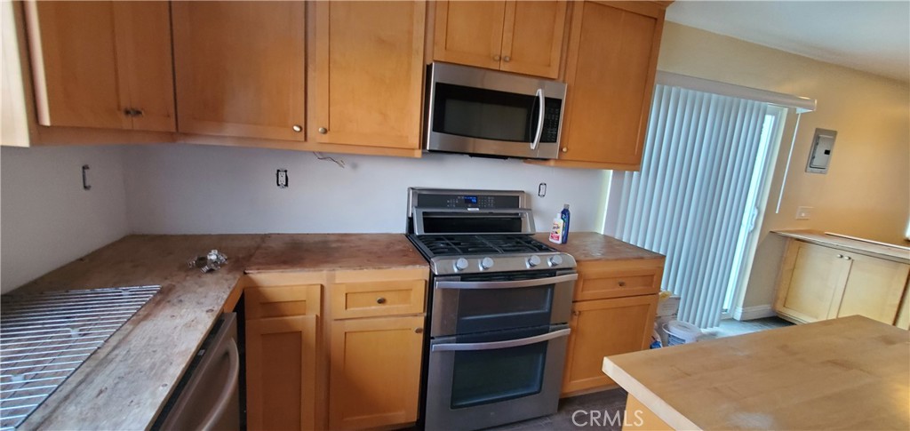 10645 E Avenue R12 Property Photo 7