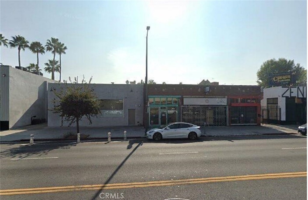 5634 Hollywood Boulevard Property Photo 1