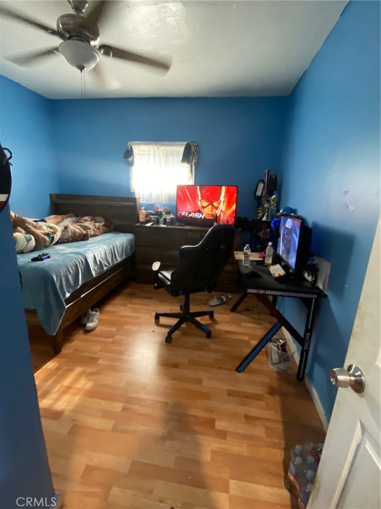 1309 E 55th Street Property Photo 12